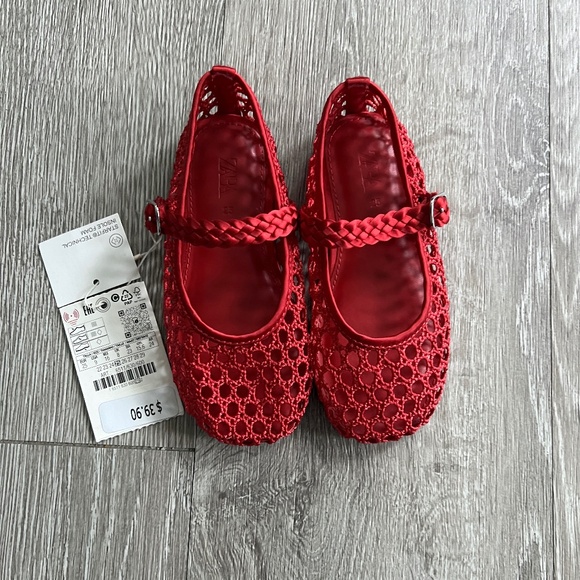 Zara Open Work Ballet Flats - Picture 3 of 4